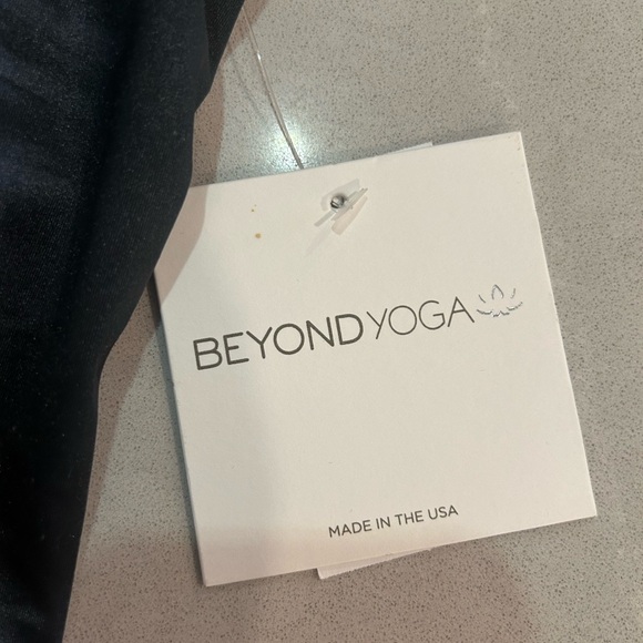 Beyond Yoga Charcoal Tank Top - Picture 4 of 6
